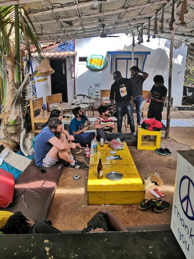 Hippie Hostel Anjuna Bagian luar foto