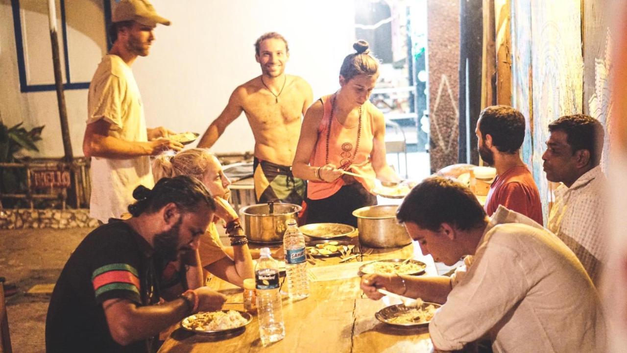 Hippie Hostel Anjuna Bagian luar foto