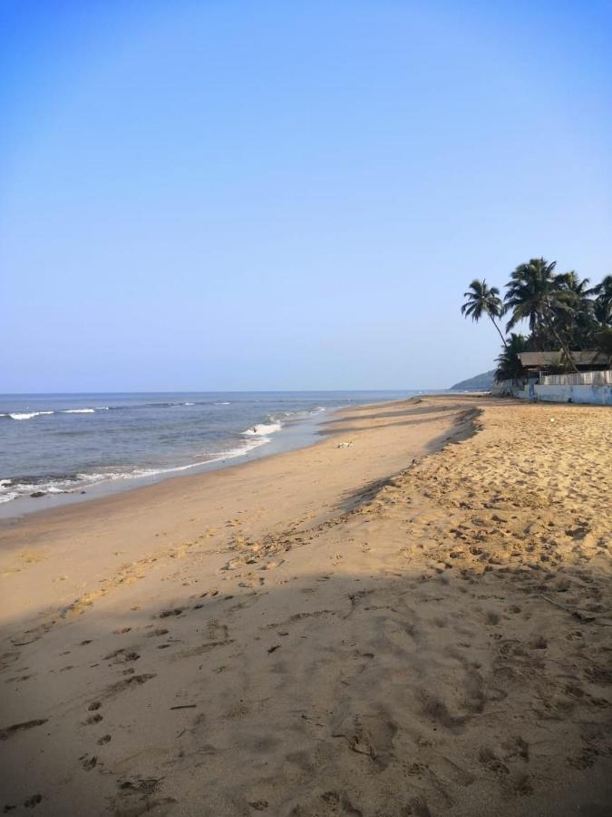 Hippie Hostel Anjuna Bagian luar foto